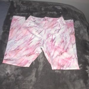 Pink And White Marble Print Athletic leggings